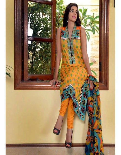 Load image into Gallery viewer, Wardha Saleem Lawn 01