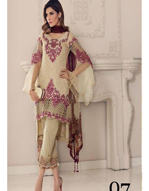 Load image into Gallery viewer, Noor By Sadia Asad Luxury Lawn Collection’ 007
