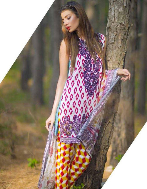 Load image into Gallery viewer, Mina Hassan Embroidered Lawn Collection&#39;16-D-06
