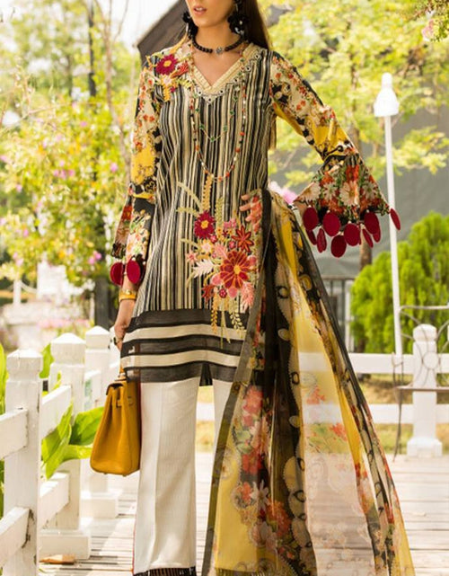 Load image into Gallery viewer, Shanaya By Noor Sadia Asad Luxury Lawn Collection&#39;19-D-3
