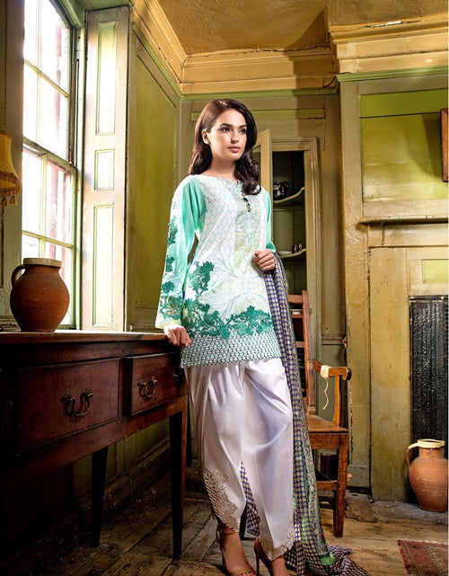 Load image into Gallery viewer, Sobia Nazir Lawn Collection D-04
