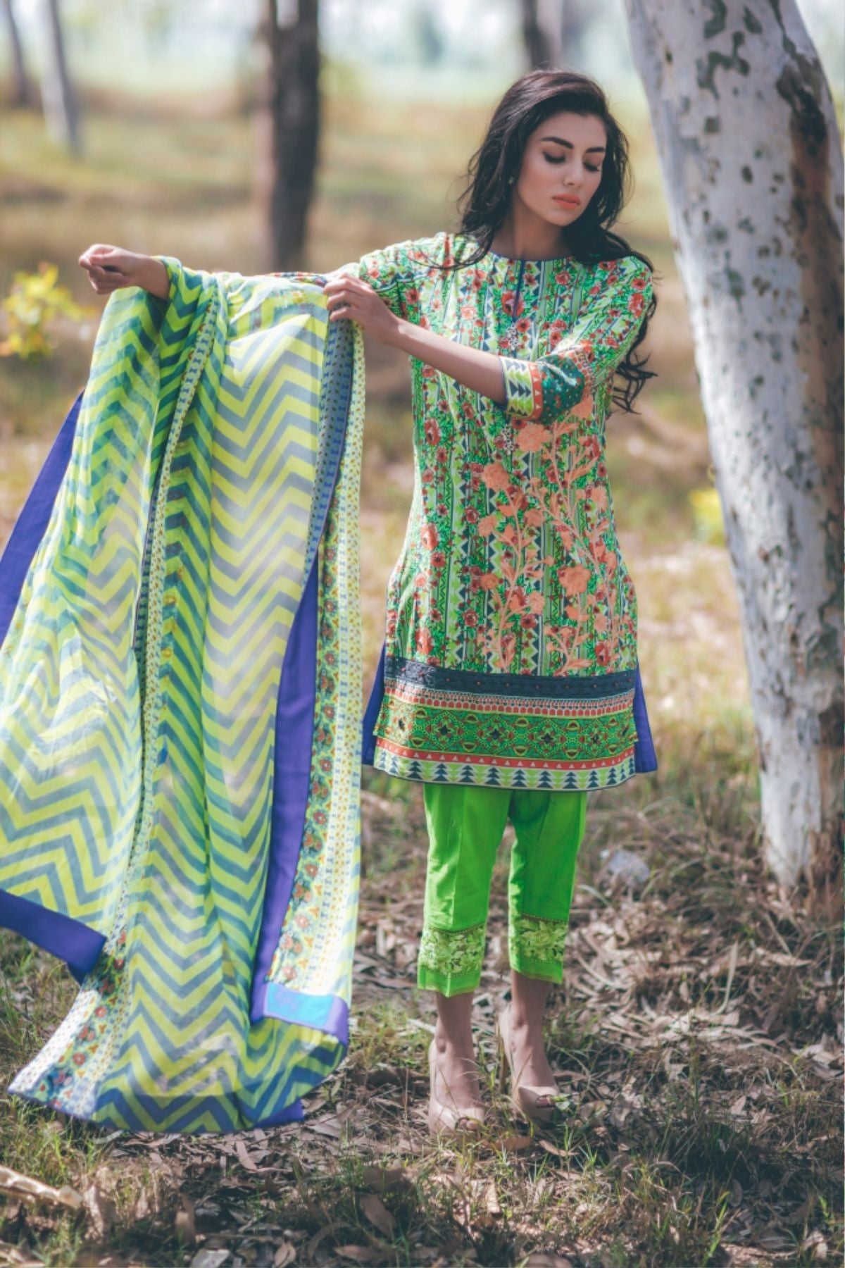 alkaram lawn ss102 green 17